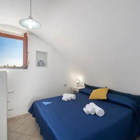 La Casa Accanto Holiday home *
